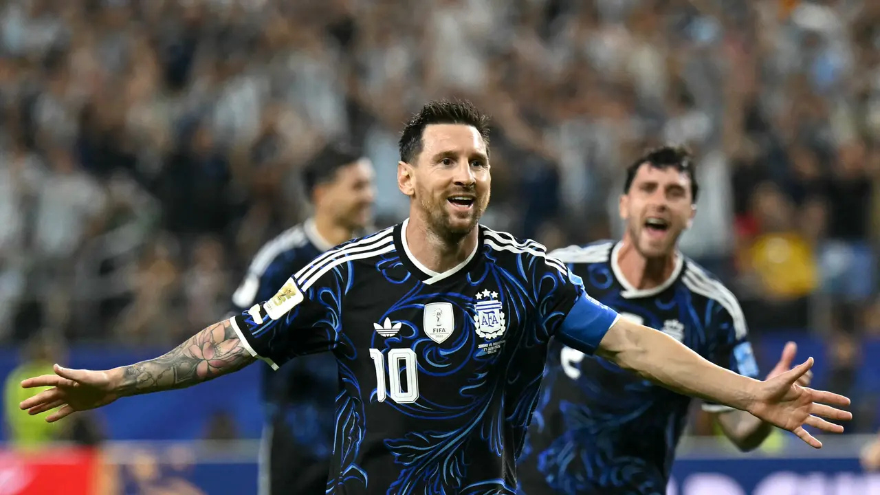 MESSI CETAK GOL KEMBALI DALAM LAGA ARGENTINA VS YORDANIA
