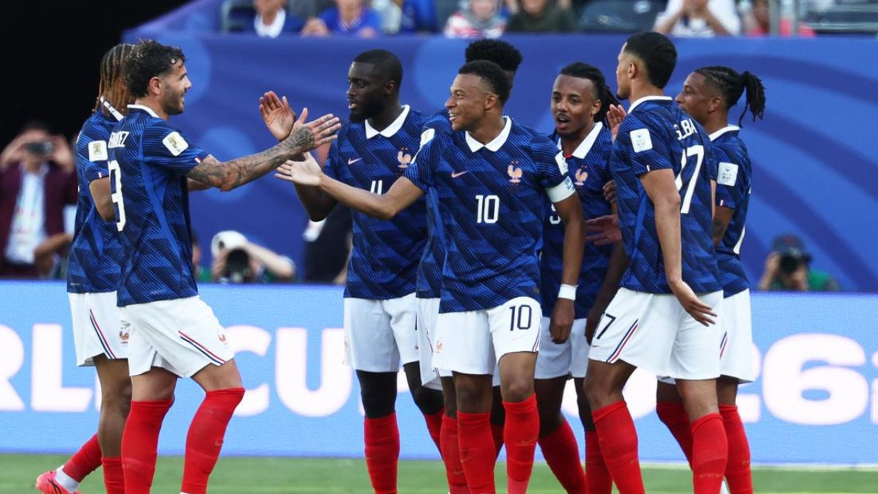 KYLIAN MBAPPE BUKA SUARA TENTANG TIDAK ADA PERSAINGAN DENGAN LIONEL MESSI DI PIALA DUNIA 2026 